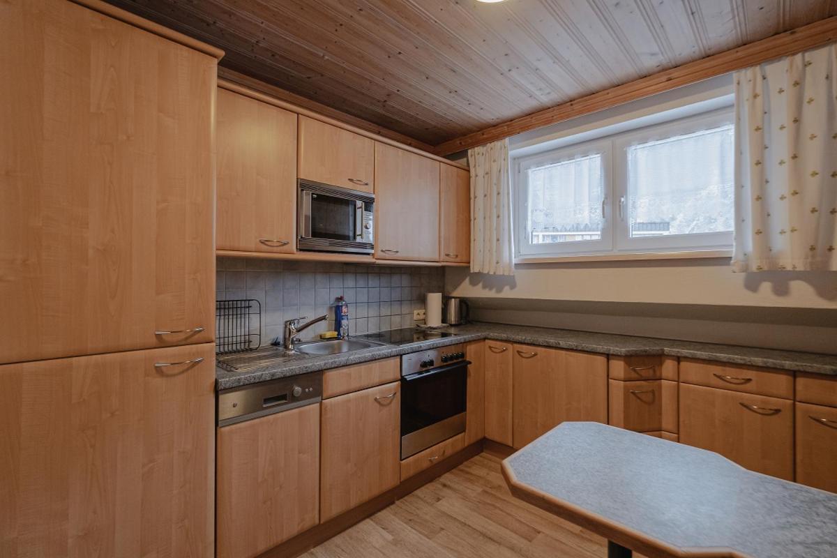 Alpenpension Haslinger Bad Gastein Bagian luar foto
