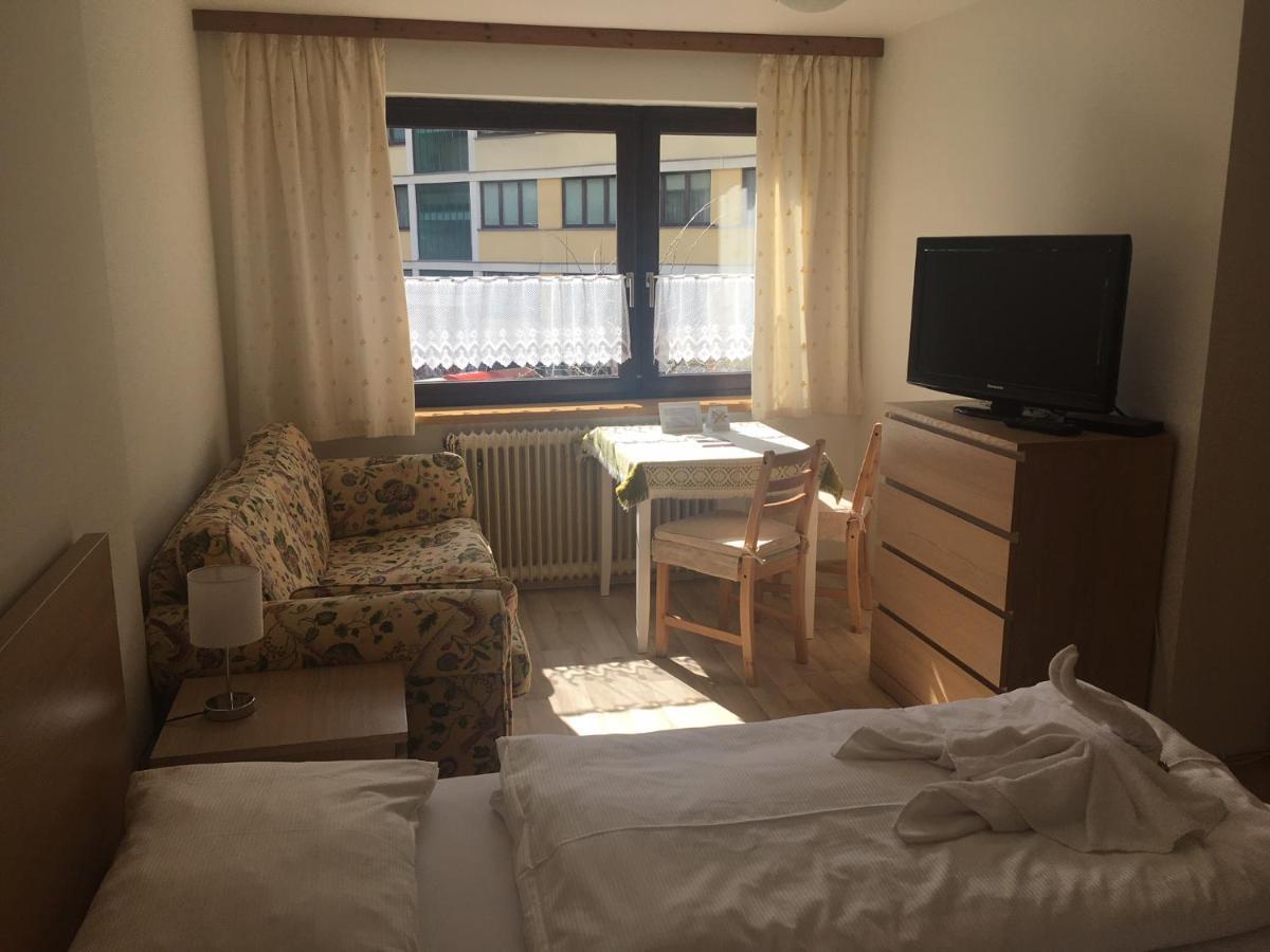 Alpenpension Haslinger Bad Gastein Bagian luar foto